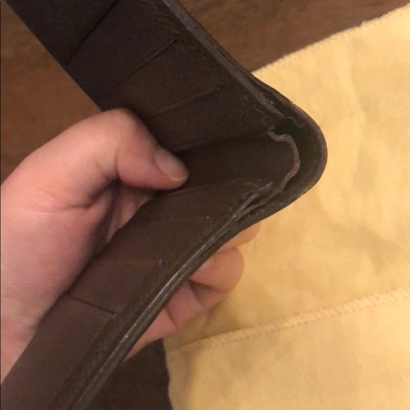 LV wallet - Picture 10 of 11